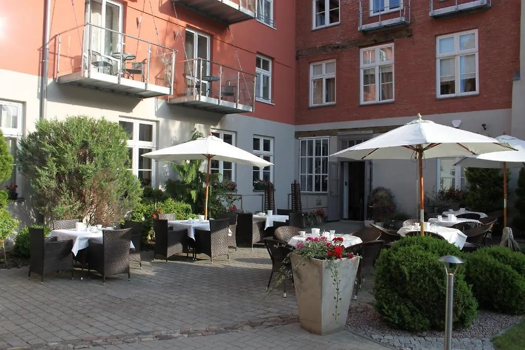 Haus Wullfcrona-1